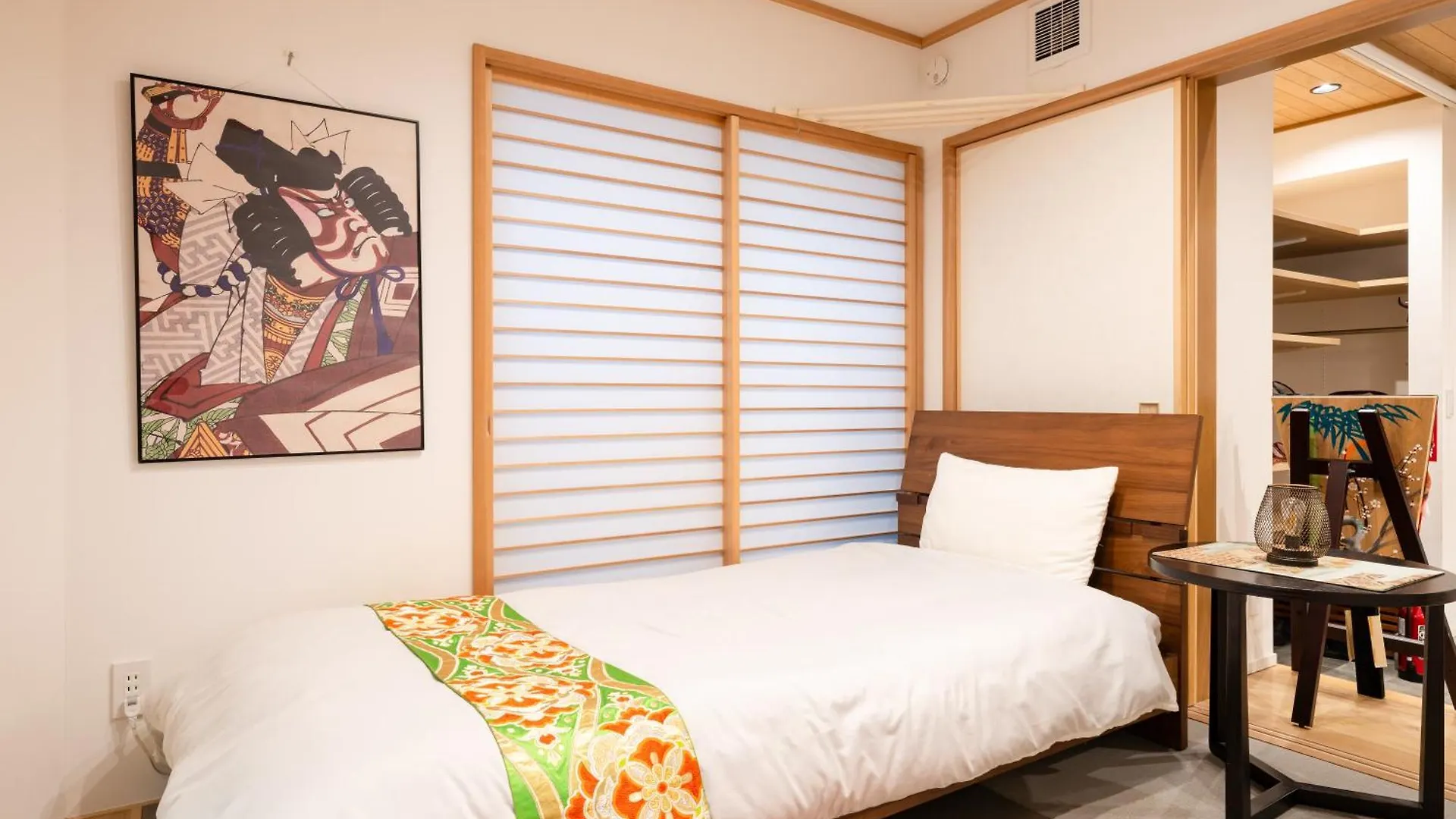 渋谷東ハウスー最大15名渋谷スクランブル交差点に歩いて行けます広々した日本のお家 Apartment Tokyo